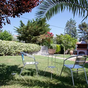 Eleni 4 Seasons Apartament